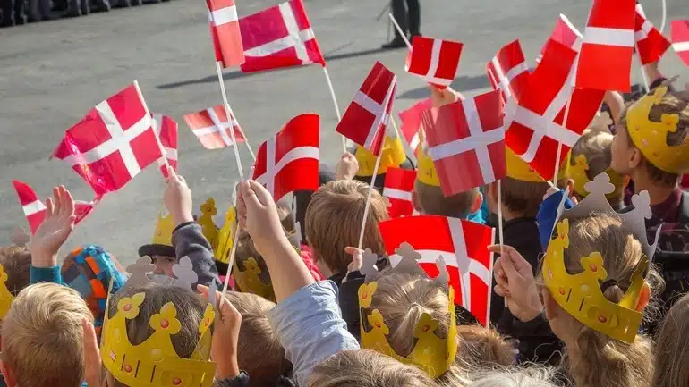 Föräldraalienation är olagligt i Danmark
